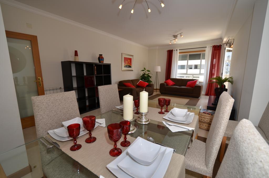 Expo Marina Lis Apartman Lisboa Szoba fotó